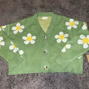 NWT - Green Flower Sweater L